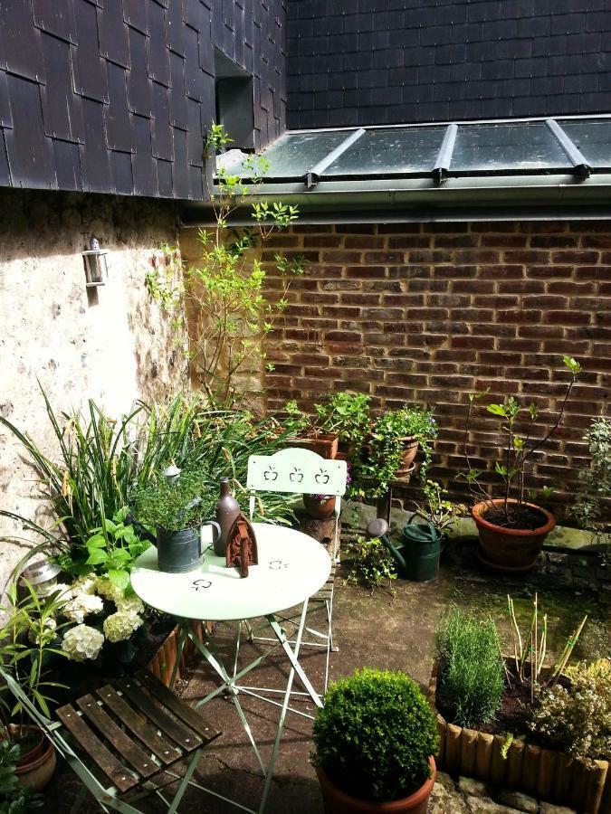 My Little Garden -Parking Gratuit 500M -Coeur Historique -La Clef De Honfleur Apartment Bagian luar foto